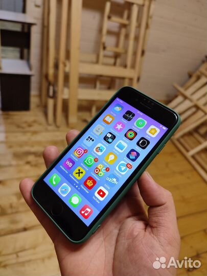 iPhone se 2020 64gb