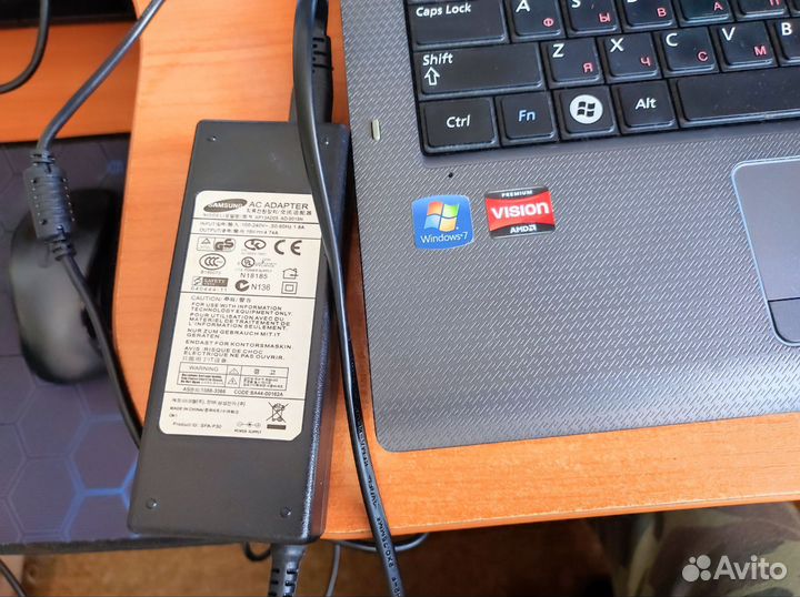 Ноутбук Samsung r425 на запчасти или реанимацию