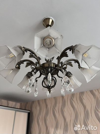 Люстра потолочная