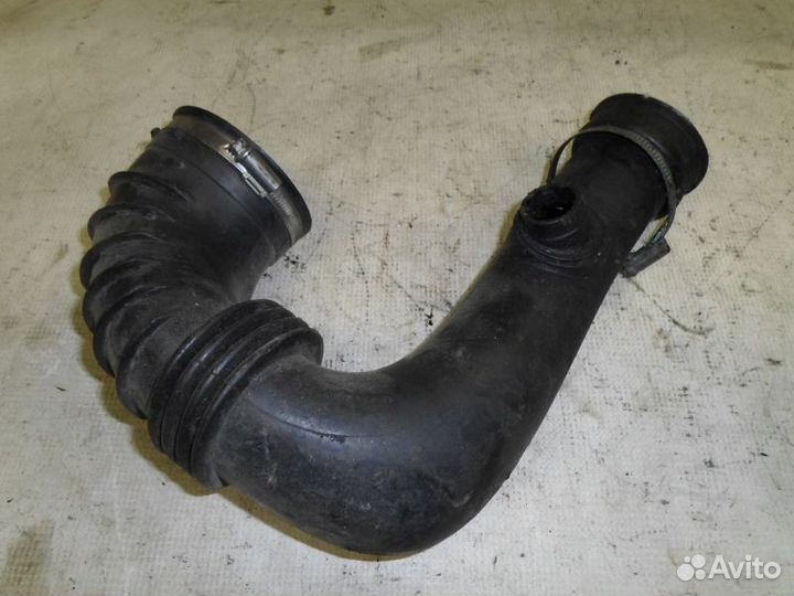 Воздуховод Mercedes W211