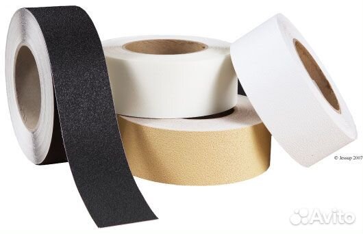 Лента противоскользящая самоклеющаяся