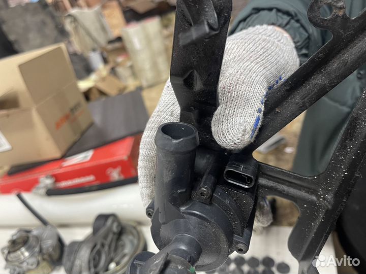 Клапан вентиляции топливного бака BMW X3 F25 N55