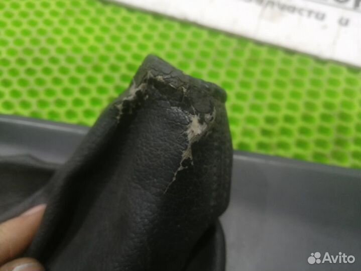 Накладка (Рамка) кулисы Nissan Primera P12