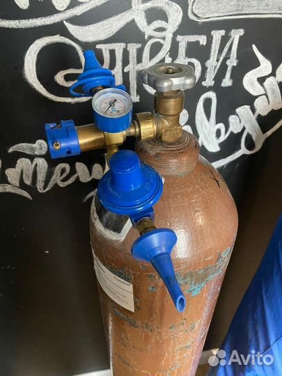 2 балкона для гелия 40 литров с редуктором