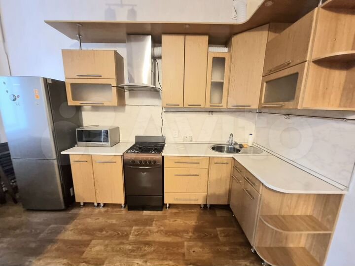 2-к. квартира, 90 м², 1/5 эт.