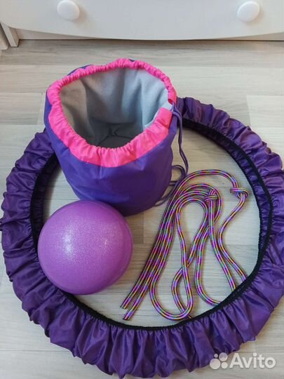 Мяч, обруч, скакалка для гимнастики