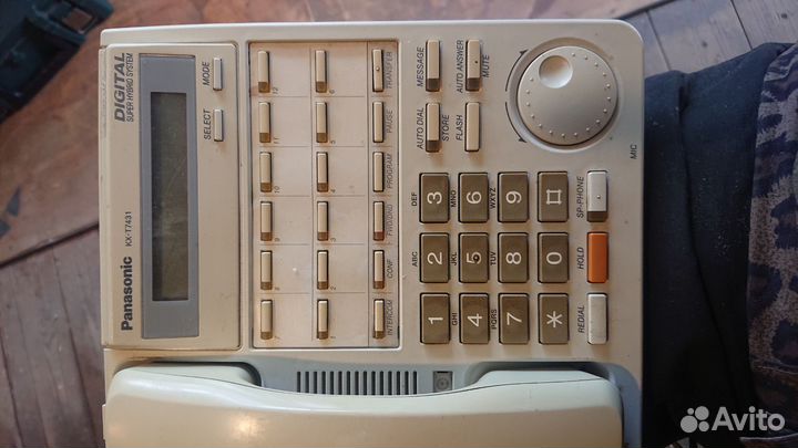 Системный телефон Panasonic KX-T7433RU