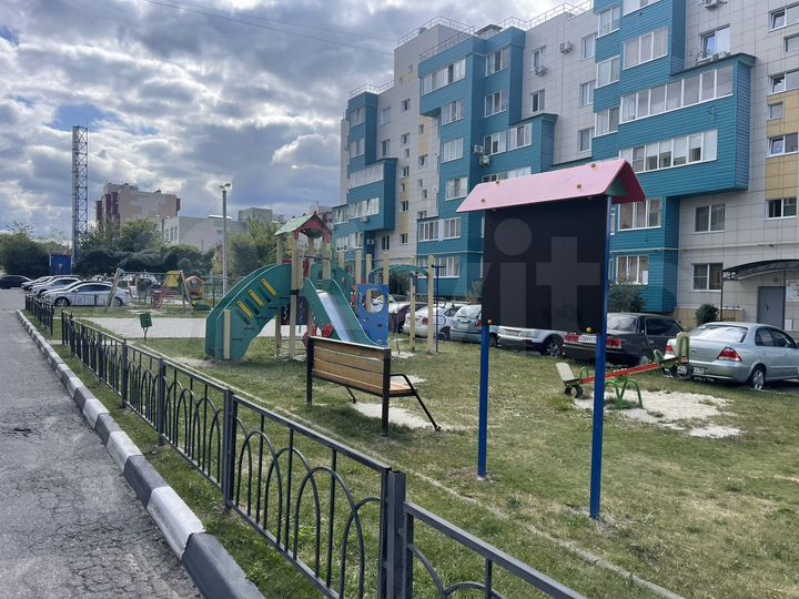 2-к. квартира, 69 м², 3/6 эт.