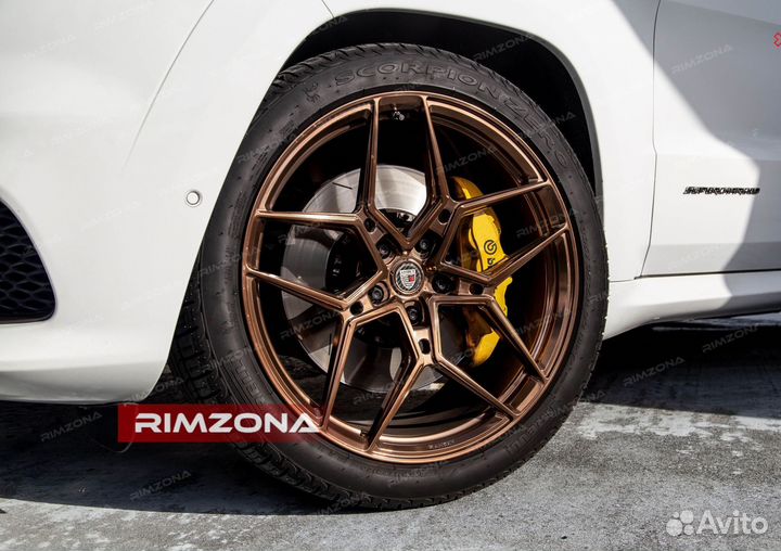 Кованые диски R22 на Jeep Compass