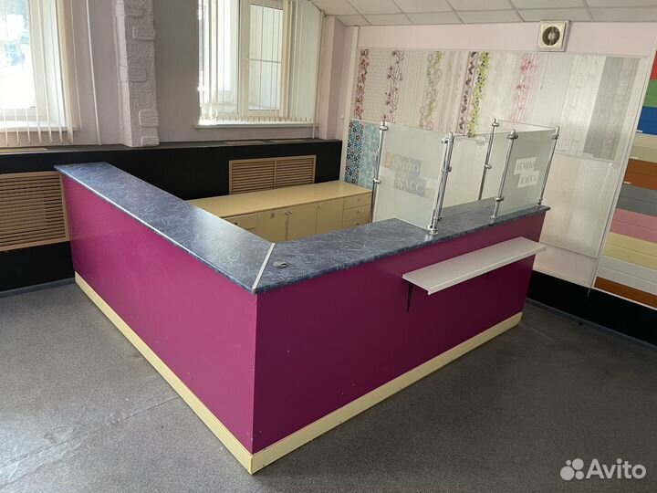 Продам стойку администратора(ресепшен)