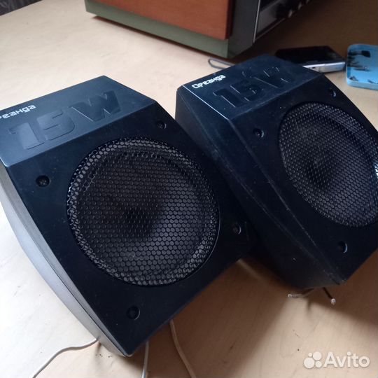 Колонки автомобильные с сигналами торможения