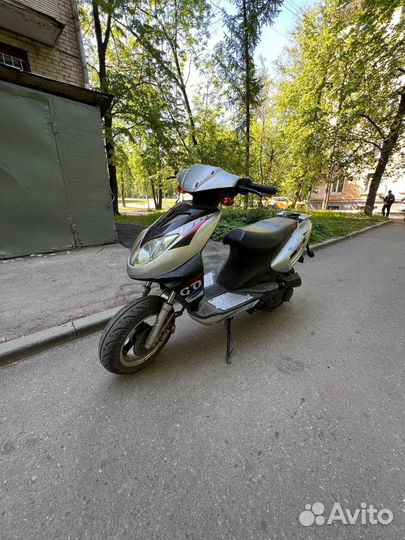 Скутер 100сс