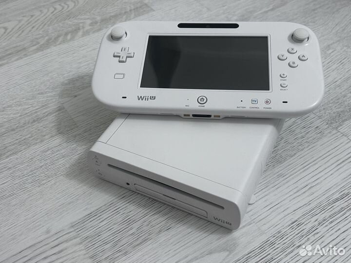 Nintendo Wii U прошитая 32+64Gb в коробке
