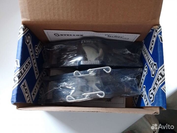 Тормозные колодки задние