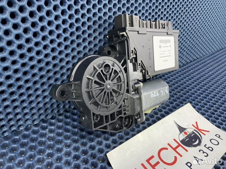 Мотор стеклоподъёмника задний VW Touareg/Туарег