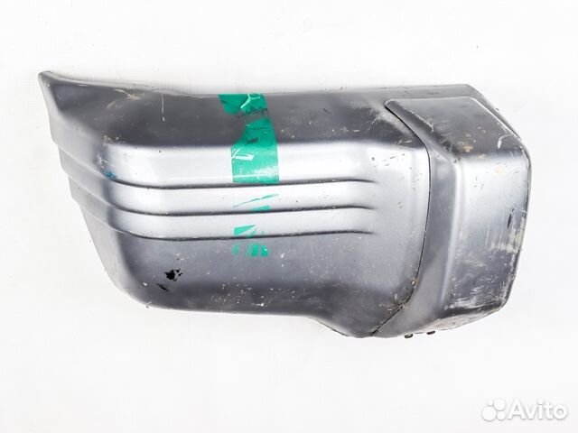 Бампер передний правая часть Mitsubishi Pajero 2