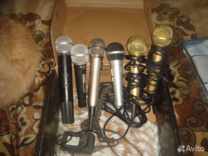 Микрофоны радио и шнуровые