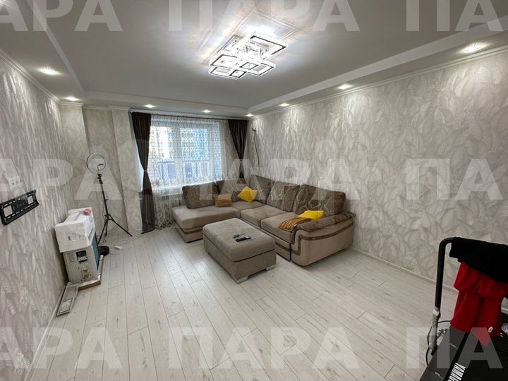2-к. квартира, 60 м², 2/16 эт.