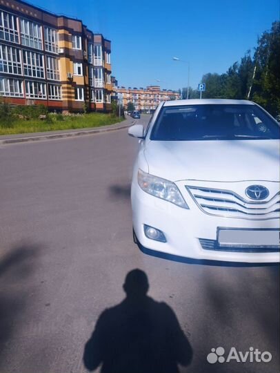 Toyota Camry 2.4 AT, 2011, 532 690 км