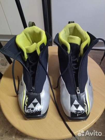 Лыжные ботинки fisher 40 размер