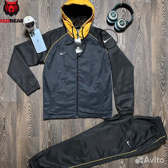 Спортивный костюм Nike