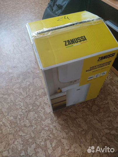 Водонагреватель Zanussi zwh/s 10 Novelty O