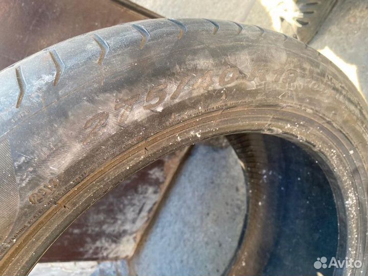 Pirelli P Zero 275/40 R19