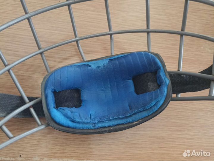 Маска на хоккейный шлем