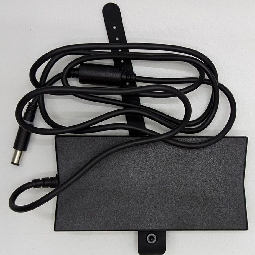 [HA130PM160] Блок Питания 0p7kj5, Dell, 19.5v, 6.7a