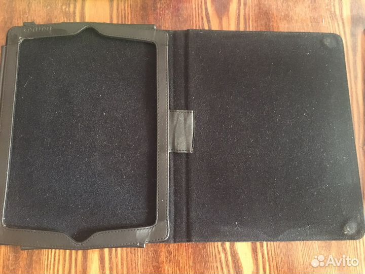 Чехлы для планшета
