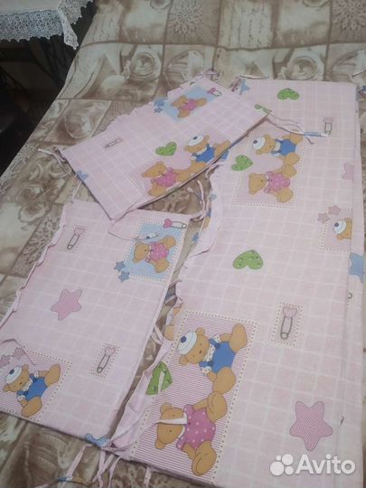 Бортики в кроватку