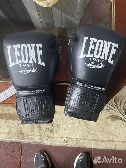 Боксерские перчатки leone 14 oz