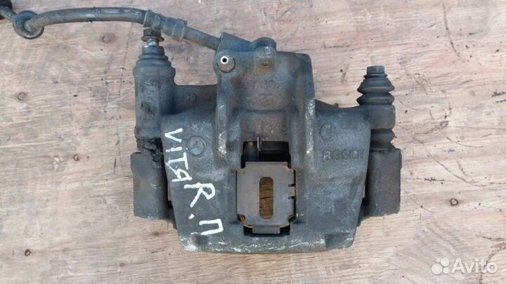 Суппорт передний правый M111 Mercedes Vito W638