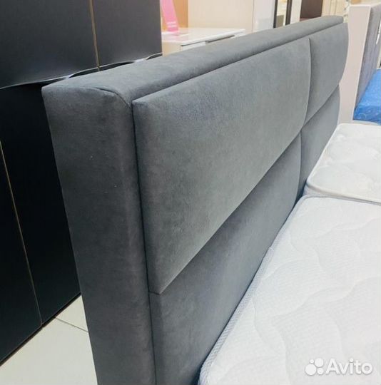 Кровать двуспальная