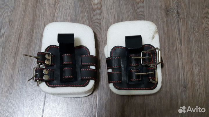 Гири, гантели, жилет, ботинки крюки