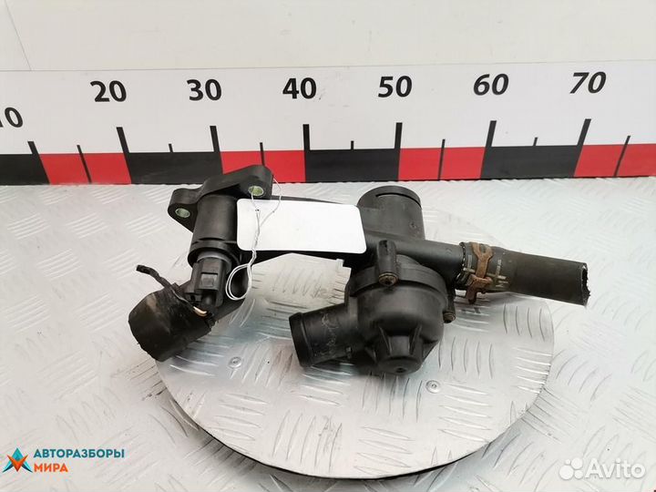 Корпус термостата Volkswagen Polo 4 рест. 2007