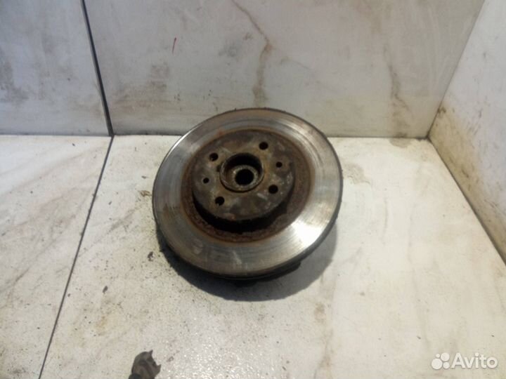 Кулак передний правый LADA Priora 2010 priora