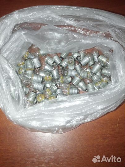 Лампочки (много) 12В 6,3В 2,5В 1В мн-3 ив-6