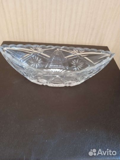 Хрустальная ваза