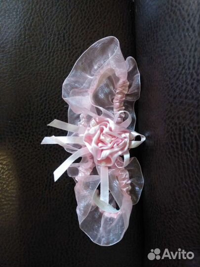 Свадебная подвязка