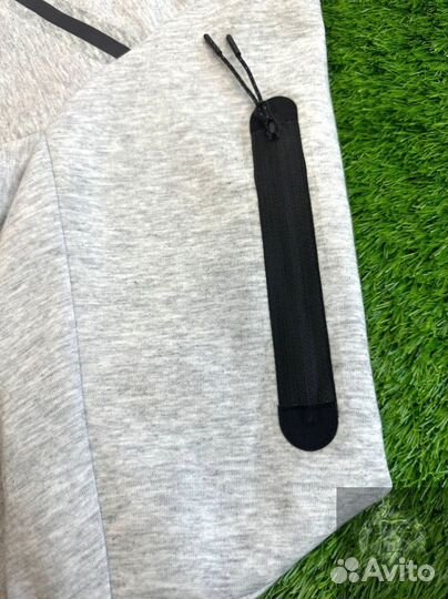 Спортивный костюм Nike Tech fleece