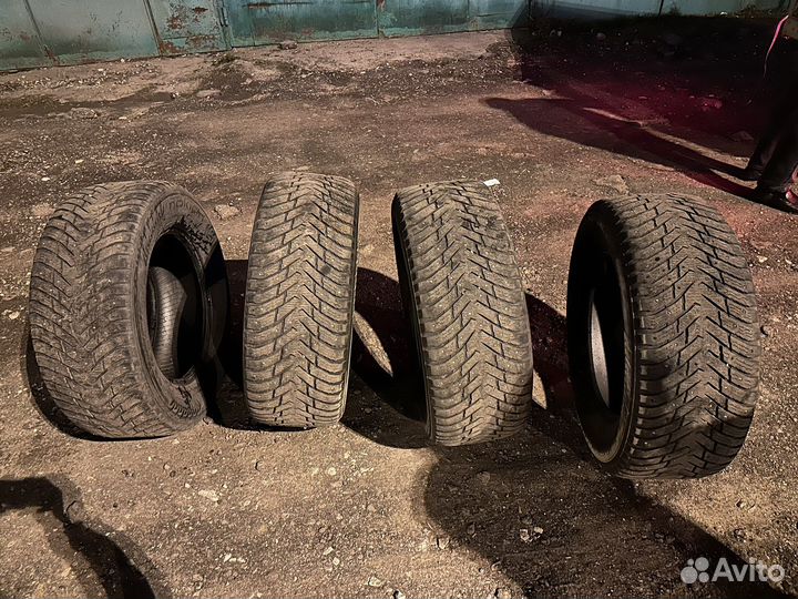 Nokian Tyres Hakkapeliitta 8 SUV 285/60 R18