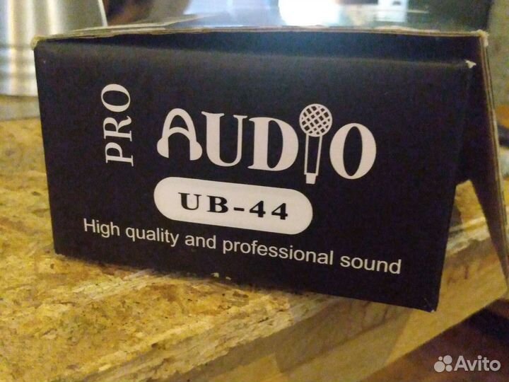 Вокально динамический микрофон Pro audio ub-44