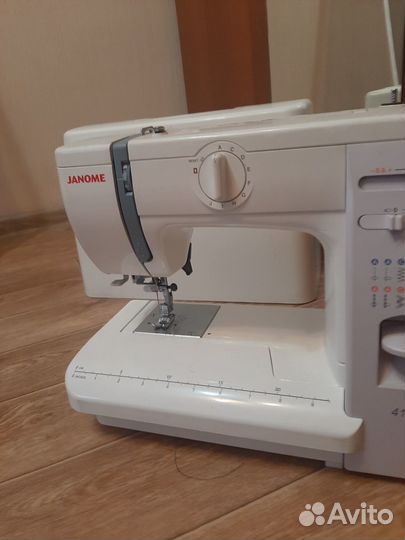 Швейная машинка