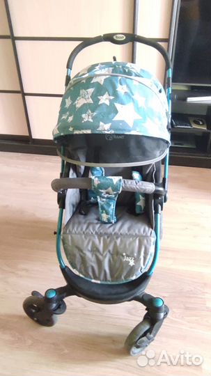 Прогулочная коляска