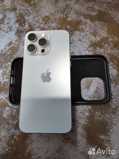 iPhone 15 Pro Max, 256 ГБ