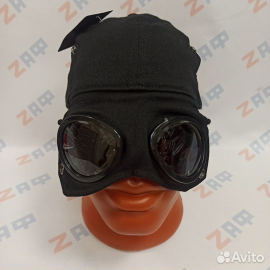 Кепка с очками CP Company 10977, чёрная C.P