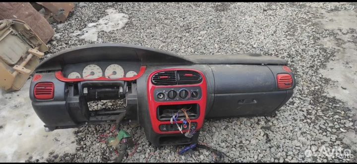 Торпедо dodge neon 2