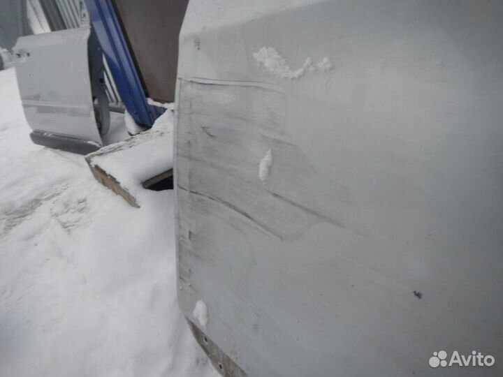 Дверь передняя левая для Nissan Qashqai