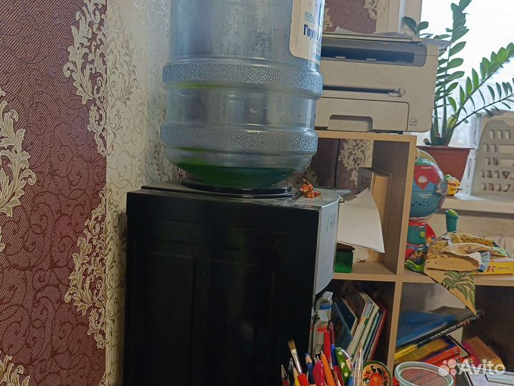 Кулер для воды напольный бу